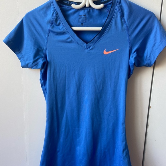 DRI-FIT blue workout t-shirt - Picture 1 of 5